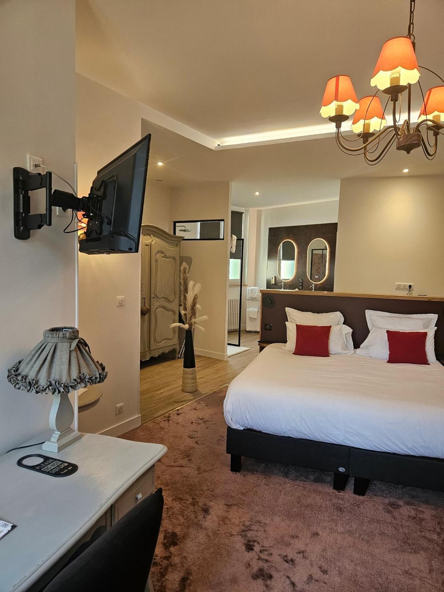 Hotel Restaurant Charbonnel Brantome Ngoại thất bức ảnh